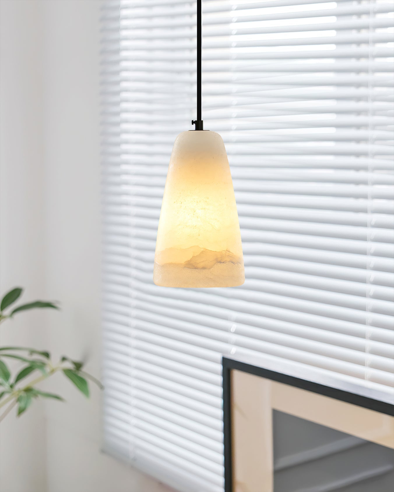 Pendant Ceiling Lamp – Iron and Alabaster Fixture, LED Compatible